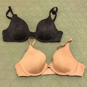 Bundle of 2 Victoria’s Secret Bras